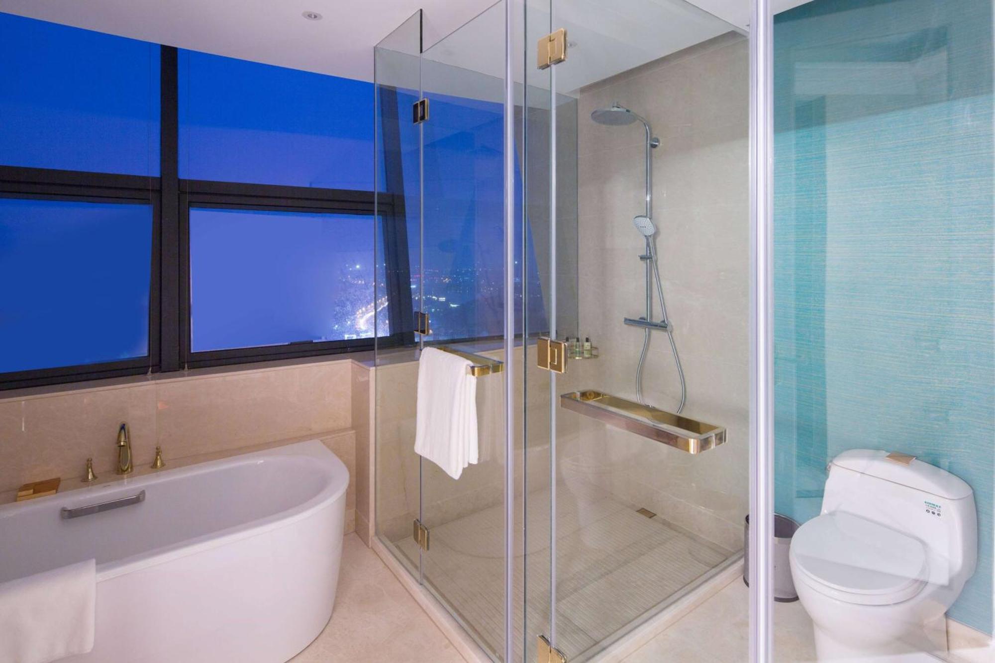 Howard Johnson Plaza Ninh Ba Ngoại thất bức ảnh