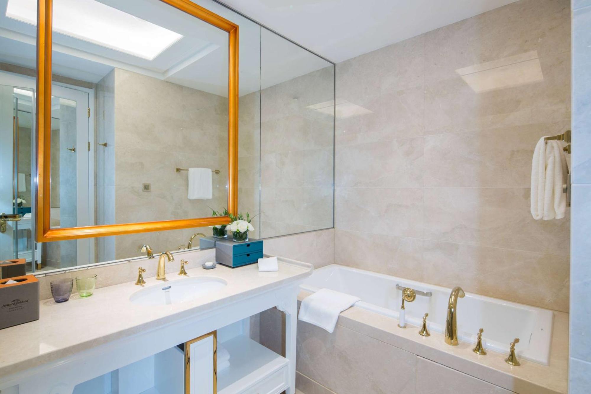 Howard Johnson Plaza Ninh Ba Ngoại thất bức ảnh